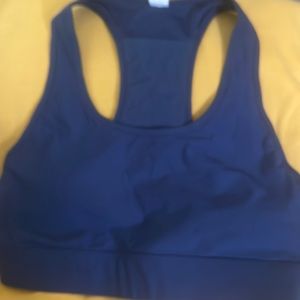 Fabletics bra with padding. Padding can be removed